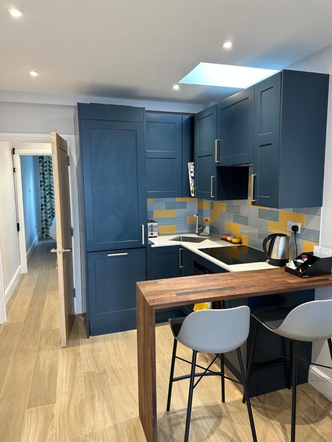 Ferienwohnung Little Vine - Beautiful Ground Floor Flat In South London Sutton  Exterior foto