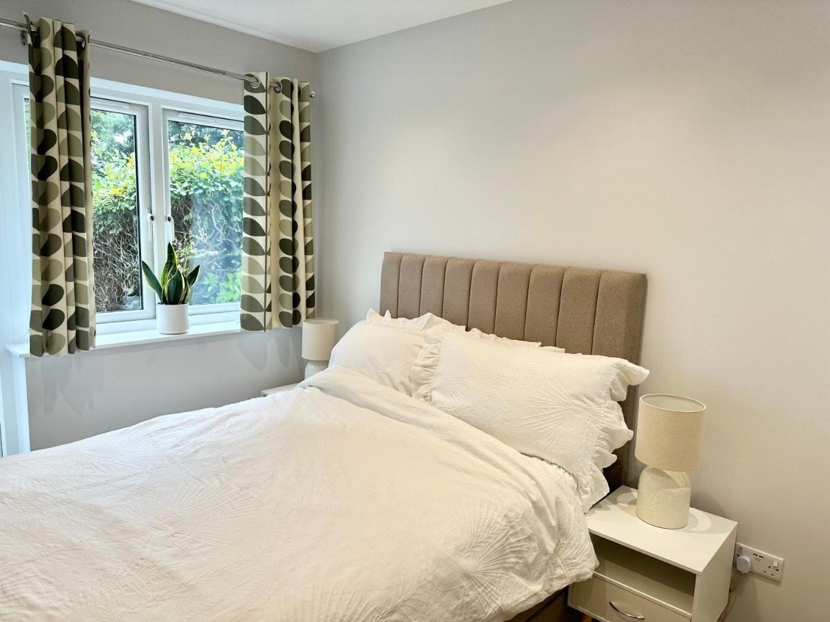 Ferienwohnung Little Vine - Beautiful Ground Floor Flat In South London Sutton  Exterior foto